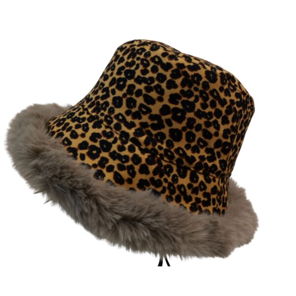 Women Bucket Hats Winter Warm Fluffy Leopard Faux Fur Beanie Lightweight Soft Plush Cozy Caps Comfortable Women Fashionable