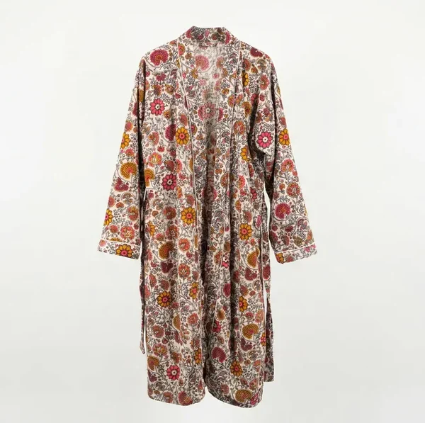 Notting Hill Soft and Comfortable Ivory Meadow Velvet Robe