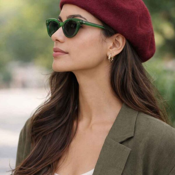 100% Wool Beret, Female Autumn and Winter England Solid Color French Style Classic Beret Hat – Vintage Women’s Berets for Ladies UK